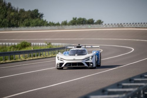 Toyota, Toyota Akan Uji Mobil Balap Hidrogen Cair di Le Mans 24 Jam