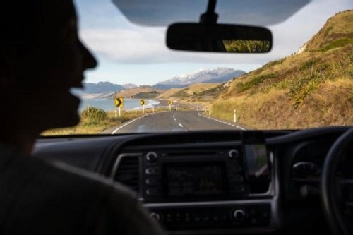 Cara Cerdas Menikmati Roadtrip Libur Nataru Tanpa Stres dan Macet