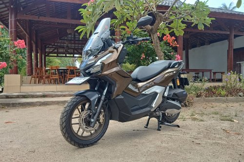 Diskon Skutik Bongsor Oktober 2025, Honda ADV 160 Tembus Rp 1 Jutaan