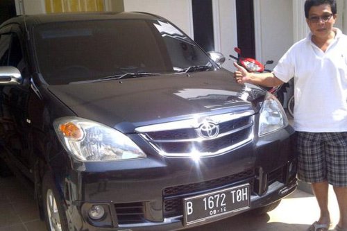 Pasar Mobil Bekas: Kenapa Avanza Tua Masih Dicari?