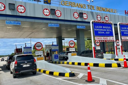 Libur Akhir Tahun: Tol Trans Sumatera Dipadati 2,4 Juta Kendaraan