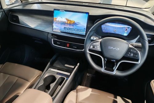 BYD, Duel MPV PHEV Baru: BYD M6 DM Tantang Wuling Darion