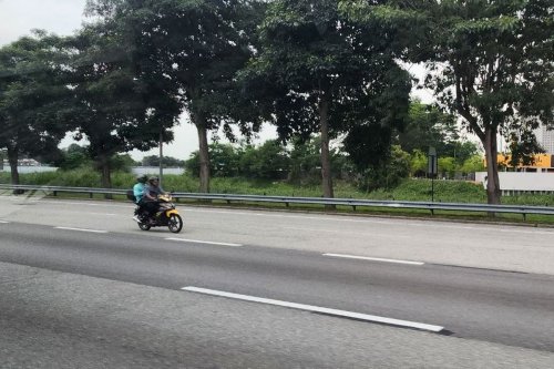 Melihat Motor Bebas Masuk Tol di Malaysia, Gratis tanpa Batasan CC