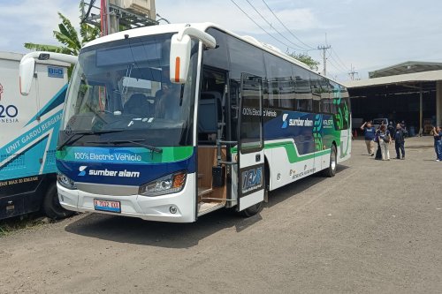 Pengalaman Seru Naik Bus Listrik PO Sumber Alam Bekasi-Yogyakarta