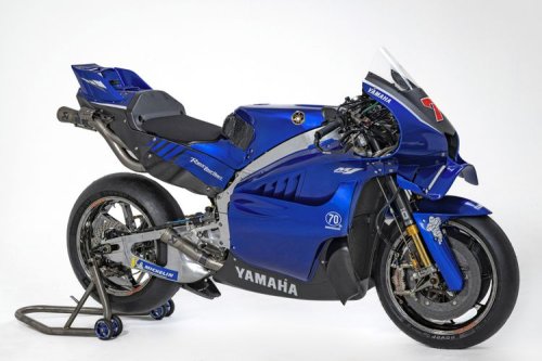 Yamaha, Augusto Fernandez Perpanjang Kontrak Yamaha, Cal Crutchlow Hengkang