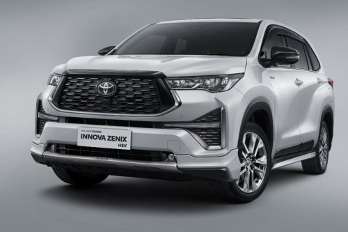 Toyota, Toyota Innova, Toyota Innova Zenix Dapat Penyegaran, Simak Harga Bekasnya