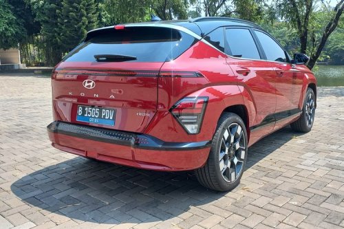 Keunggulan dan Kekurangan Urban Cruiser EV dan Kona Electric