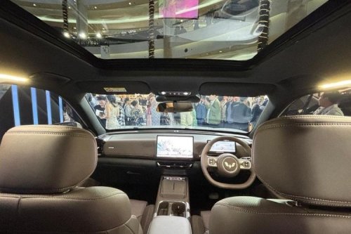 Wuling, Modifikasi Wuling Eksion: Pakai Bodykit, Pelek TE37, dan Ceper