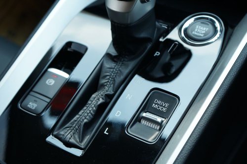 Kencan Singkat Mitsubishi Destinator, SUV Keluarga Bermesin Turbo