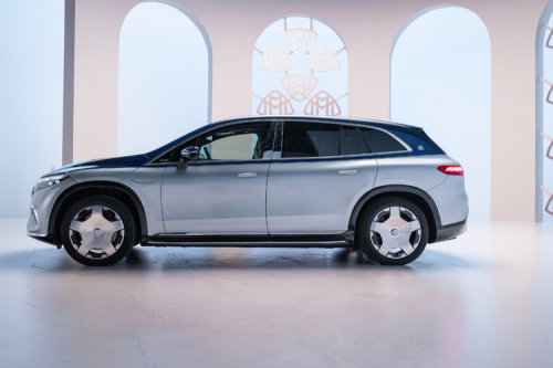 Mercedes-Maybach EQS 680 SUV Meluncur, Harga Tembus Rp 7,65 Miliar