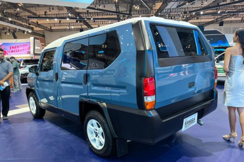 Hadir di GIIAS 2025, Kapan Toyota Hilux Rangga 7-Seater Dijual?