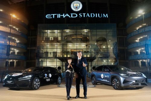 BYD, BYD Jadi Sponsor Resmi PSG dan Manchester City