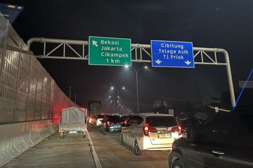 Pantauan Arus Mudik H-2 Lebaran, Tol JORR sampai Cipali Macet Panjang
