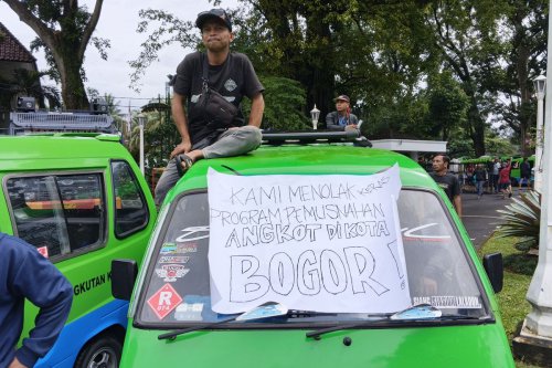 Pemkot Bogor Hentikan Sementara Razia Angkot Tua