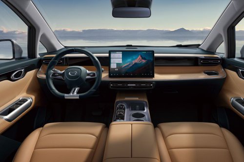 GAC Indonesia Bawa MPV Hybrid di IIMS 2026