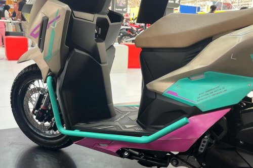 Modifikasi Vario 125 Street Bergaya Cyberpunk, Siap Diajak Petualang