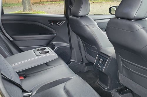 Subaru, Subaru Forester, Subaru Forester Terbaru: Interior Modern, Nyaman dan Luas