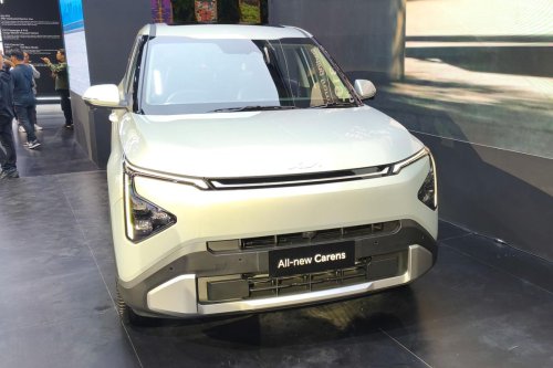 All New Kia Carens Meluncur di IIMS 2026, Harga Mulai Rp 319 Juta