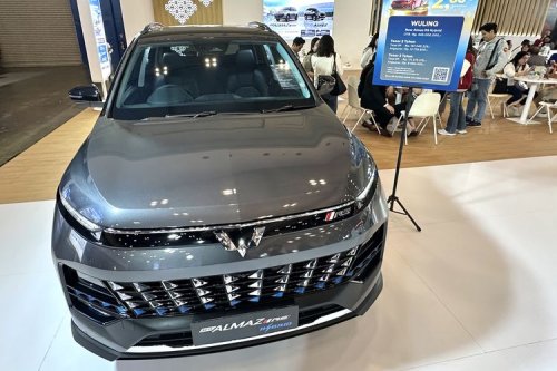 Wuling, Wuling Almaz Hybrid Diskon Rp 35 Juta, Cicilan mulai Rp 7 Jutaan