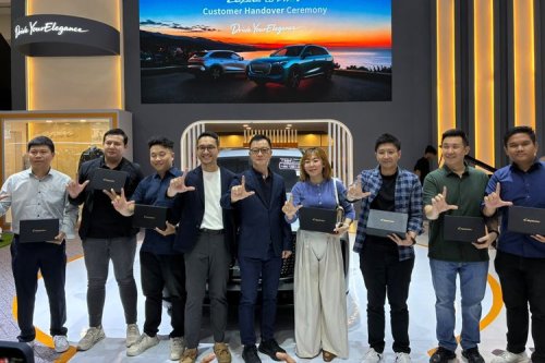 Tujuh Konsumen Jadi Pemilik Pertama Lepas L8 di Indonesia