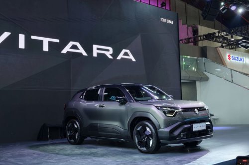 Komparasi Mobil Listrik Suzuki eVitara dengan Chery E5
