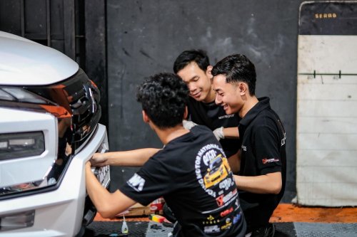 Mencetak Ahli Lampu Kendaraan di Surabaya