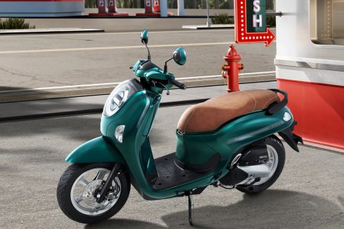 Honda, Dari Scoopy hingga Vario 125, Motor Honda Mulai Pakai Warna Mencolok