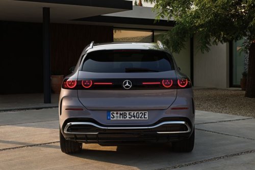 Mercedes-Benz, Mercedes-Benz GLC, Mercedes-Benz Perkenalkan GLC EQ di Munich Motor Show 2025