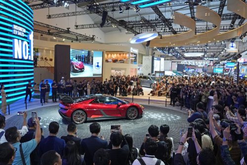 BYD, BYD Siapkan Booth Besar di GIIAS 2026, Apa Model Barunya?