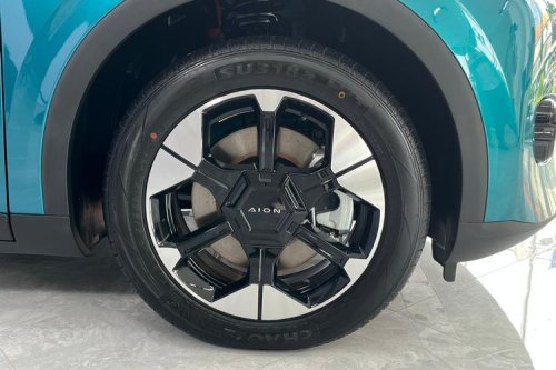 Aion, Aion UT, Mobil Listrik Aion, Spesifikasi Aion UT, Mobil Listrik Paling Banyak Dicoba di GIIAS 2025