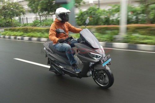 Hati-hati, Ban Belakang Motor Listrik Hub Tak Bisa Asal Bongkar