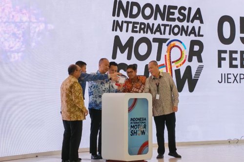 Penjualan Mobil Turun Tajam, Pemerintah Siapkan Formula Baru buat LCGC