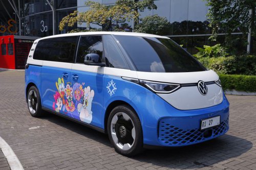 ID. Buzz World Tour Singgah di Indonesia, VW Buktikan Ketangguhan Mobil Listriknya