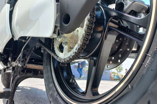 VinFast | VinFast Theon | Uji Coba VinFast Theon S: Motor Listrik Futuristik Masih Pakai Rantai