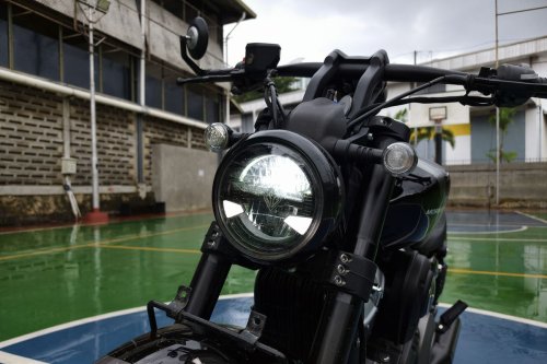 Ulas Fitur Andalan Morbidelli C252V: Full LED dan Colokan USB