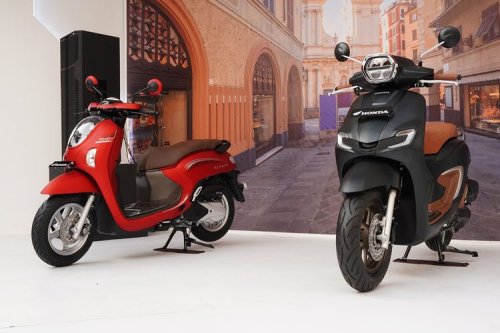 Yamaha, Harga Skutik Bongsor Oktober 2025: Yamaha Xmax dan Vespa LX Naik