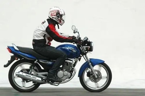 Suzuki , Selain Suzuki Thunder, Ini Daftar Motor dengan Tangki Bensin Jumbo