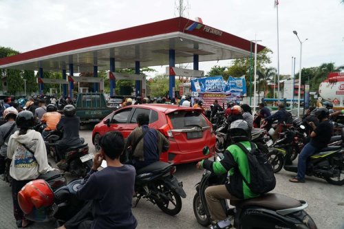 SPBU Prioritaskan Pertamax: Apa Kata Ahli UGM dan ITB?