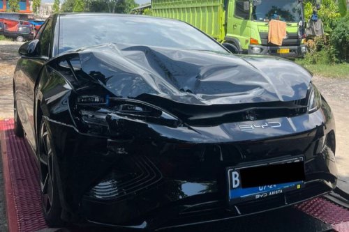 Asuransi Mobil Listrik Terkendala di Suku Cadang