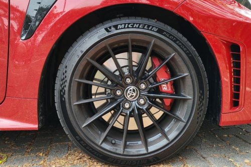 Ulas Desain Eksterior GR Corolla: Hot Hatch Aura Balap