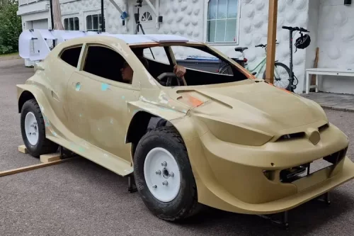 Bukan Mainan, Pria Ini Rakit GR Yaris Rally1 Pakai Mesin Motor