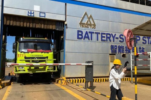 Produsen Otomotif Didorong Pimpin Elektrifikasi Truk di Indonesia
