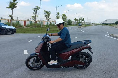 Etanol di BBM, Uji Coba VinFast Theon S