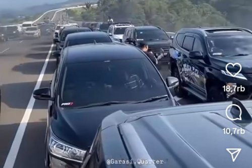 Rombongan Mobil Diesel Parkir Berlapis di Tol Cisumdawu, Ini Sanksi Hukumnya