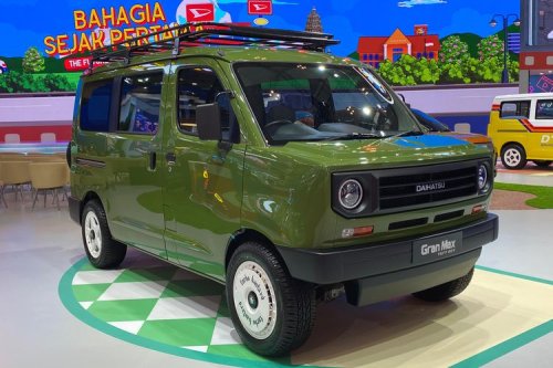 Berawal Beli Ayla, Guru Asal Lombok Timur Dapat Gran Max Modifikasi
