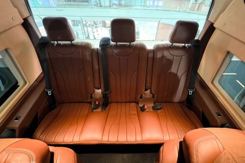 Toyota, Toyota Hiace, Toyota HiAce Premio Disulap Jadi Kabin Sultan, Segini Biayanya