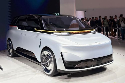 Geely, Robotaxi Geely Debut Dunia di Beijing Auto Show 2026
