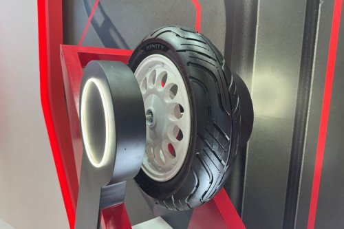 Masa Depan Ban Motor Listrik: Apa Kata FDR?