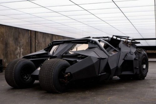 Neymar Jr Pamer Batmobile Seharga Rp 30 Miliar