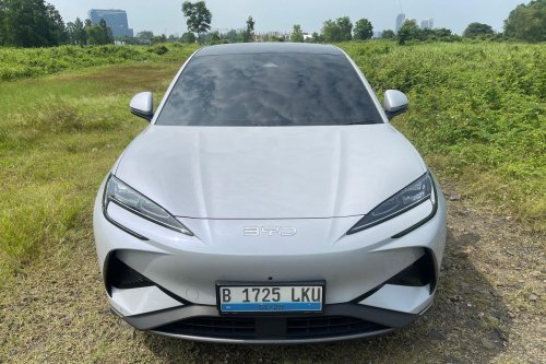 Pemerintah Tak Perpanjang Insentif Mobil Listrik, Apa Kata Ahli?